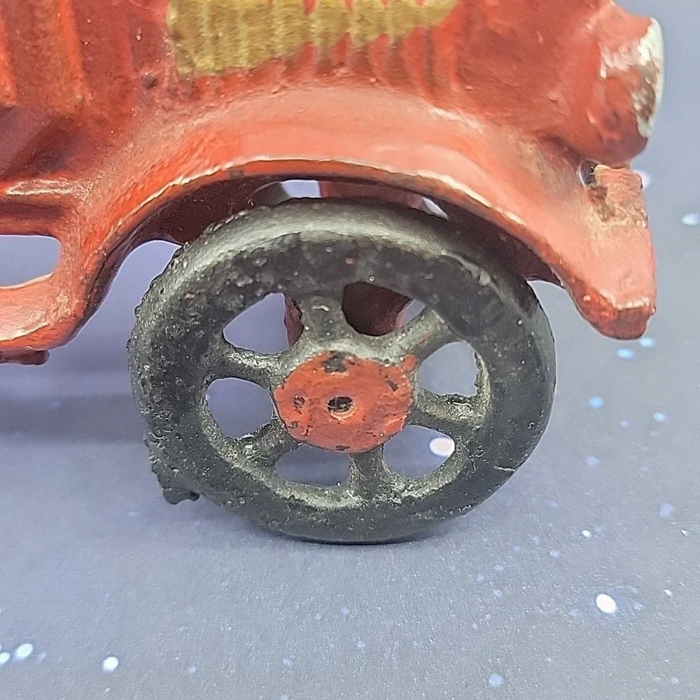 Vintage Cast Iron Red Fire Engine Pumper Toy Truck 7